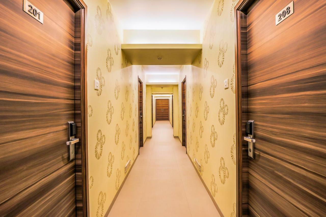 Fabhotel Landmark Residency - Nr Midc Turbhe Turambhe Exterior foto